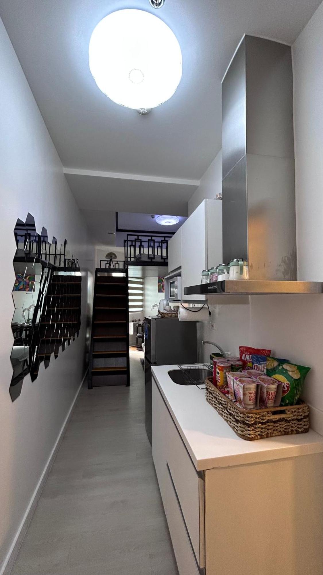 Kurlix Suites Of Azure North San Fernando  Εξωτερικό φωτογραφία